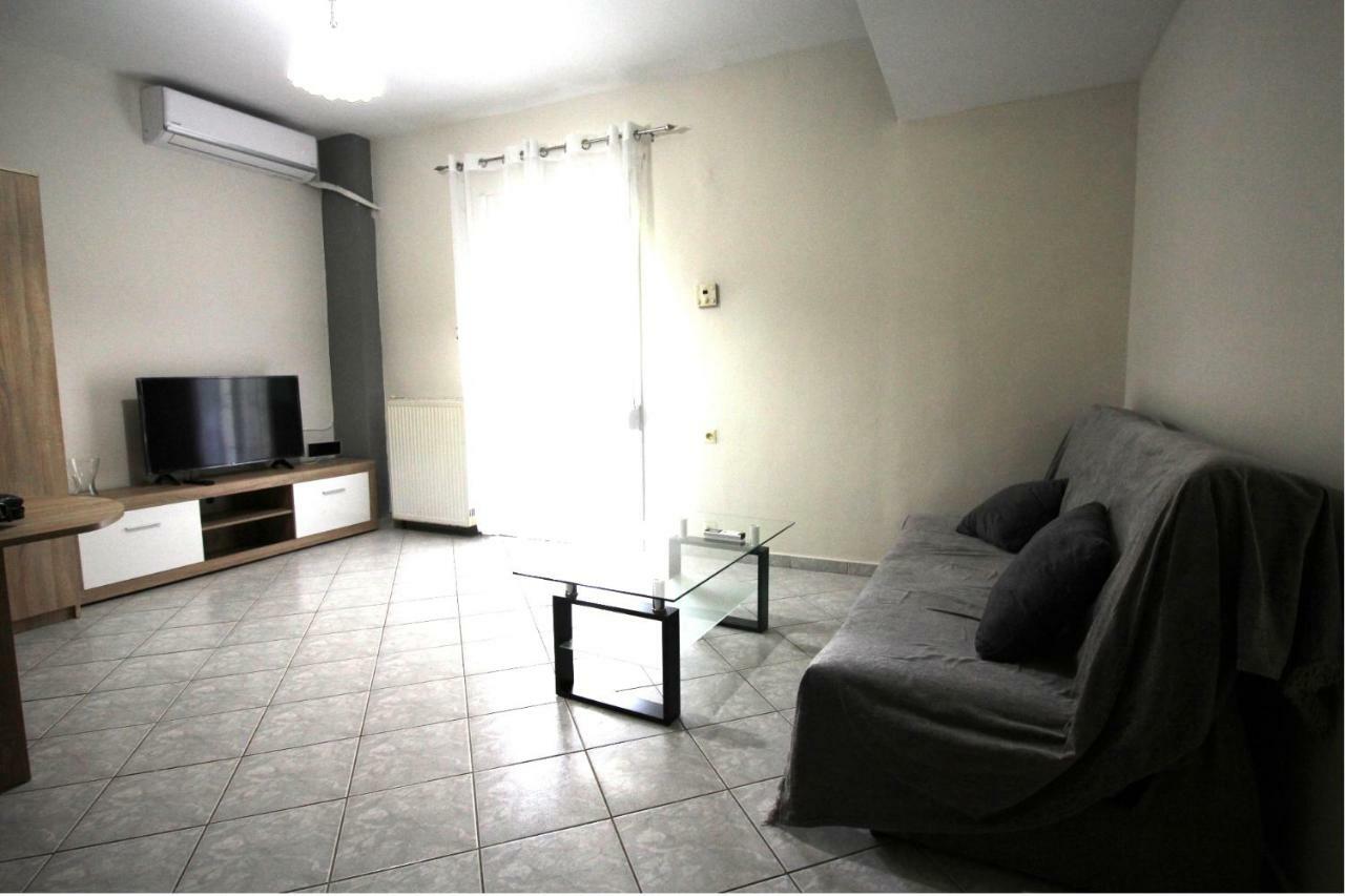 Апартаменты Dimitris Flat Неи-Эпиватай Экстерьер фото